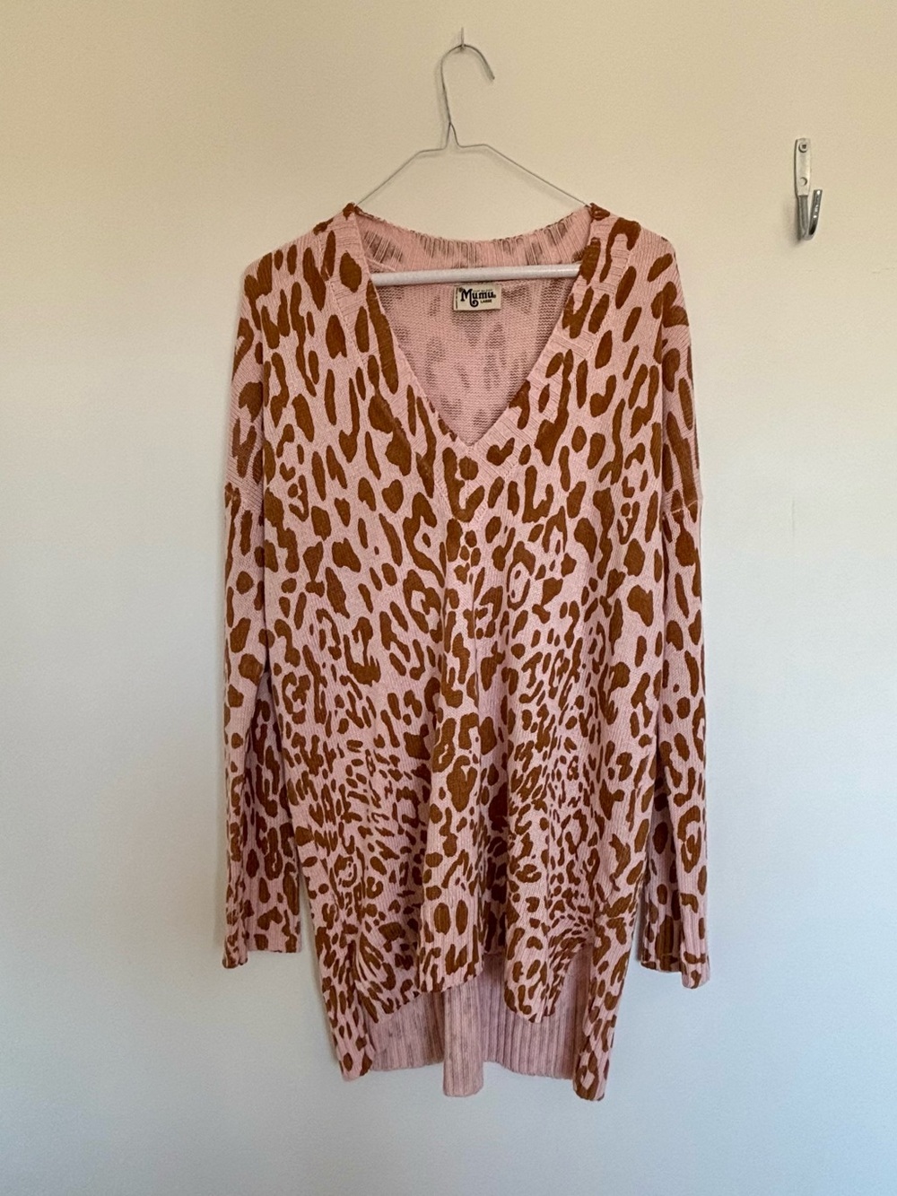 Show Me Your MuMu Pink and Brown Leopard V-Neck Tunic Sweater- size Large